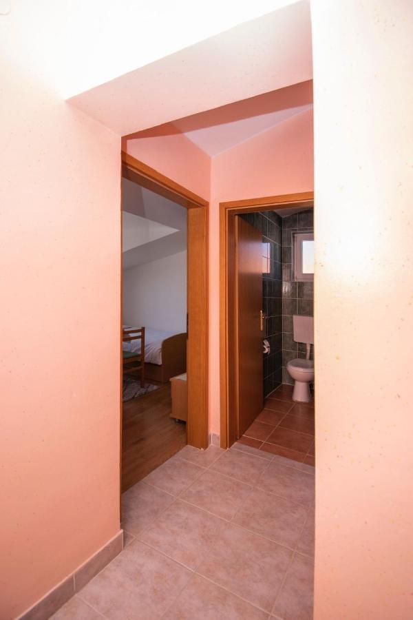 Family Holiday Apartments Lucia Vodice Zewnętrze zdjęcie