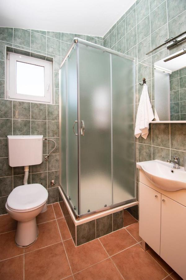 Family Holiday Apartments Lucia Vodice Zewnętrze zdjęcie
