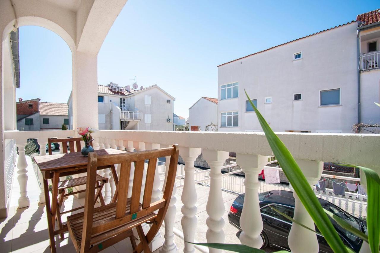 Family Holiday Apartments Lucia Vodice Zewnętrze zdjęcie