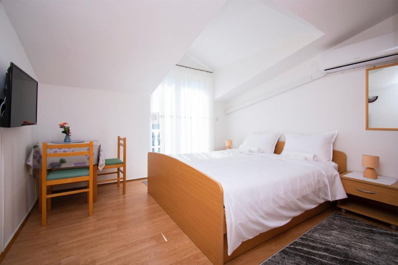 Family Holiday Apartments Lucia Vodice Zewnętrze zdjęcie