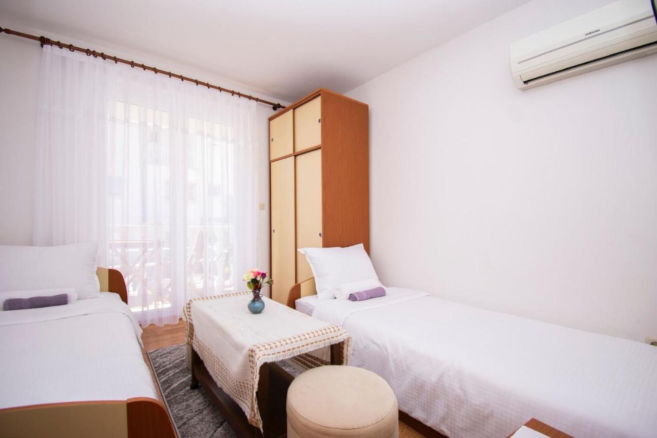 Family Holiday Apartments Lucia Vodice Zewnętrze zdjęcie