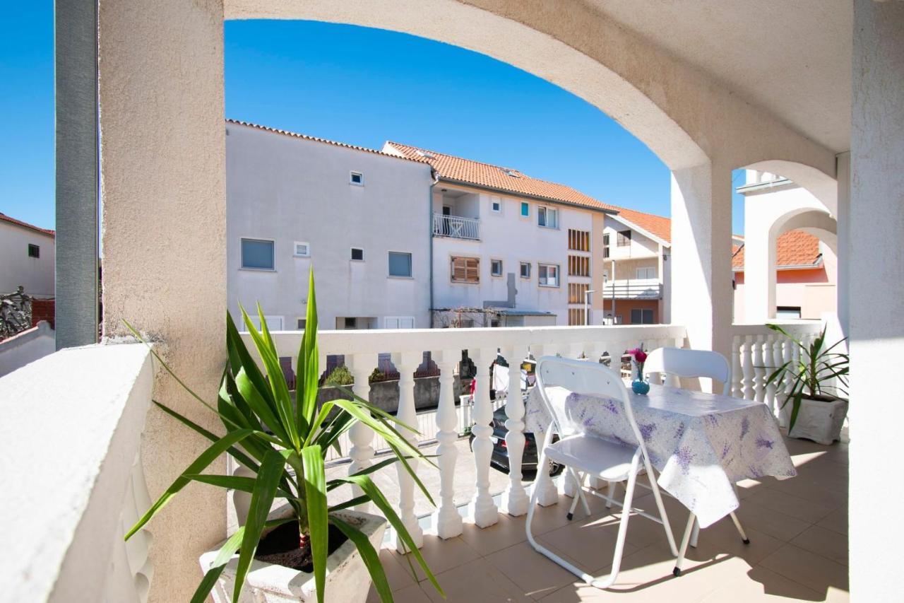Family Holiday Apartments Lucia Vodice Zewnętrze zdjęcie