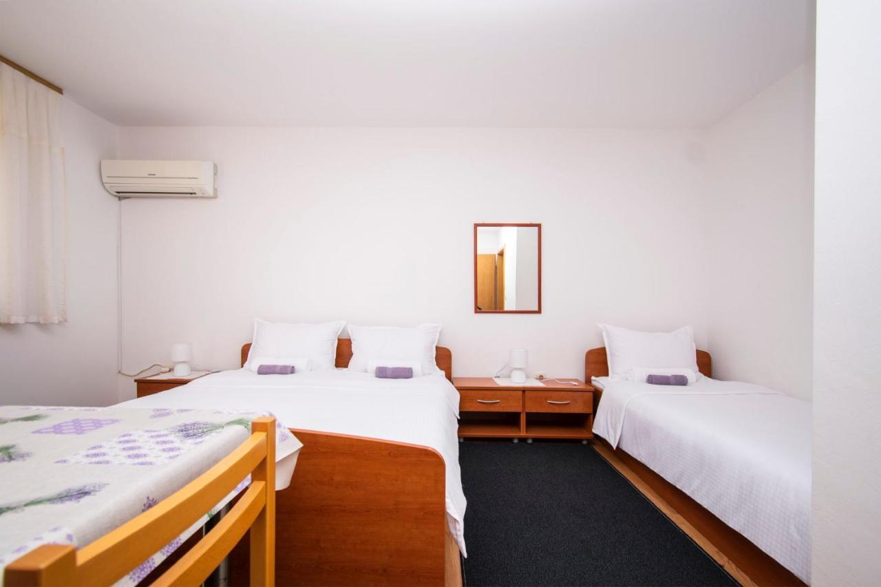 Family Holiday Apartments Lucia Vodice Zewnętrze zdjęcie