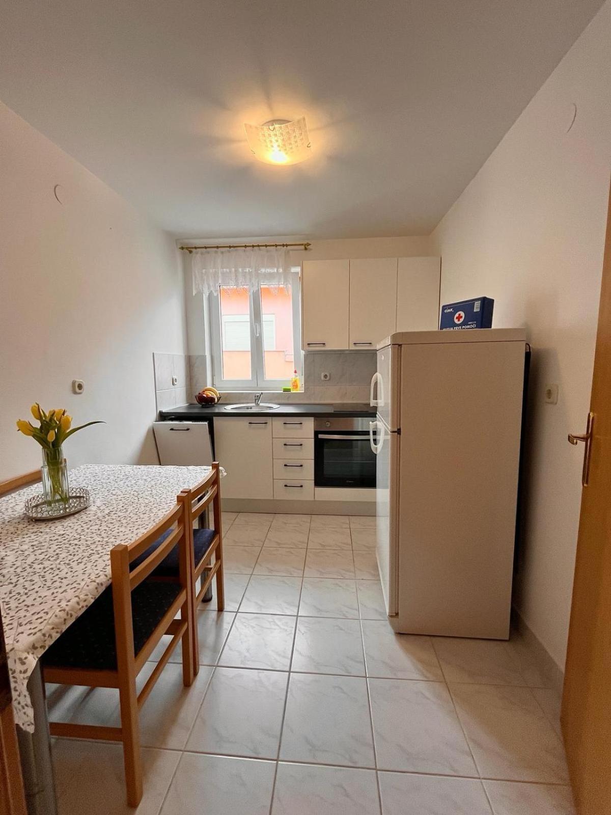 Family Holiday Apartments Lucia Vodice Zewnętrze zdjęcie