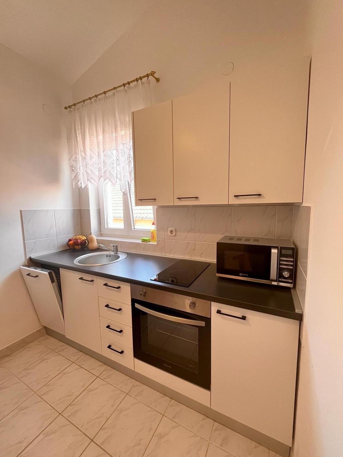 Family Holiday Apartments Lucia Vodice Zewnętrze zdjęcie